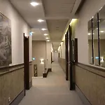 Queen's - Zebra Centre 4*