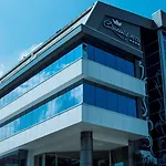 Queen's - Zebra Centre