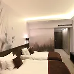 Hotel Queen's - Zebra Centre Skopje