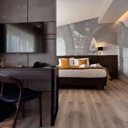 Queen's - Zebra Centre Hotel