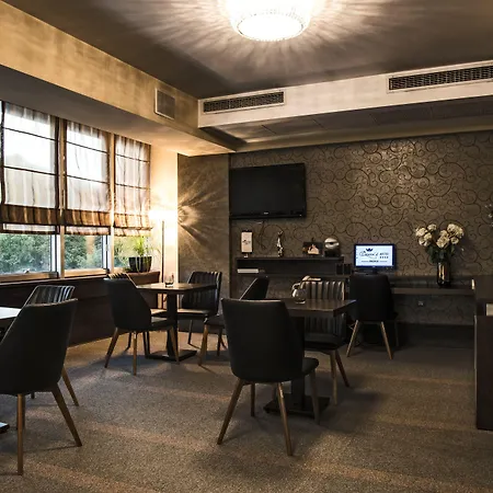 Queen's - Zebra Centre Hotel Skopje