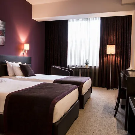 Hotel Queen's - Zebra Centre Skopje