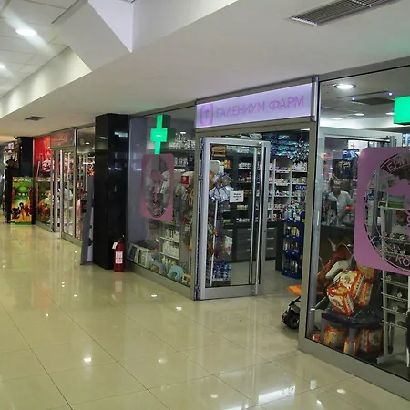 Ξενοδοχείο Queen's - Zebra Centre Σκόπια
