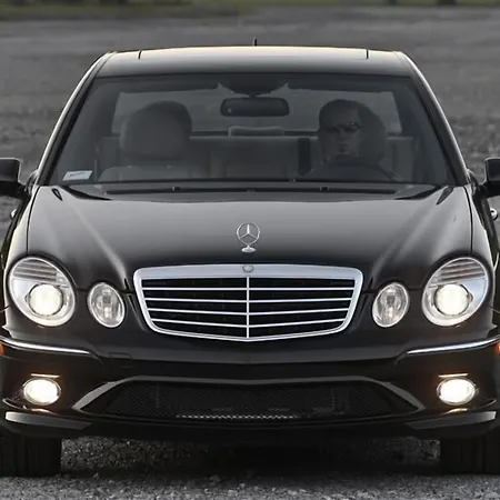 Queen's - Zebra Centre Hotel