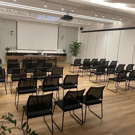 Queen's - Zebra Centre Hotel Skopje