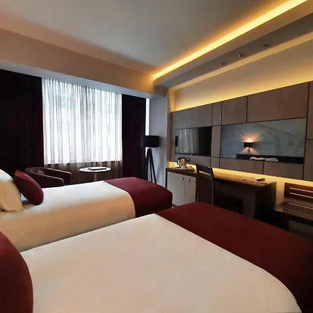 Hotel Queen's - Zebra Centre Skopje