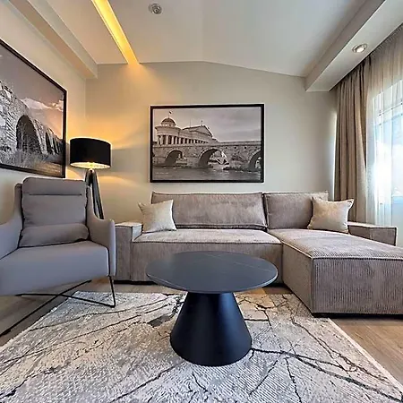 Queen's - Zebra Centre 4*