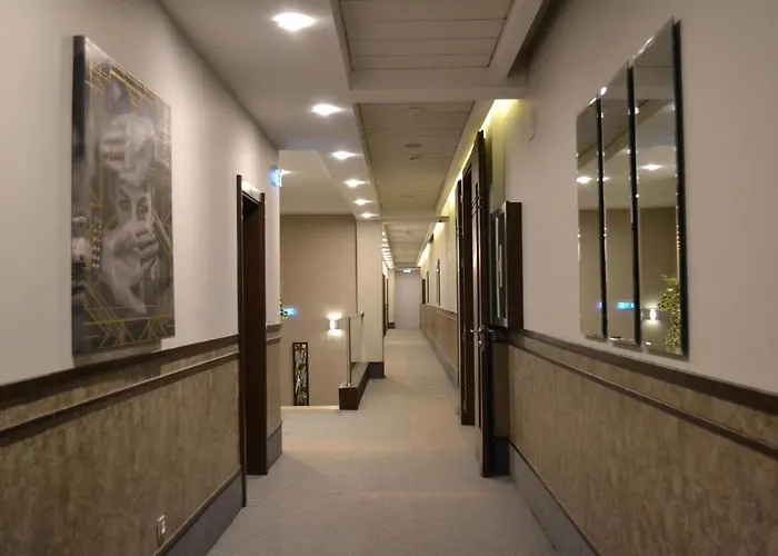 Queen's - Zebra Centre 4*