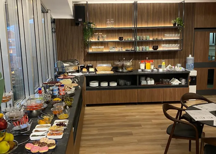 Queen's - Zebra Centre Ξενοδοχείο Σκόπια