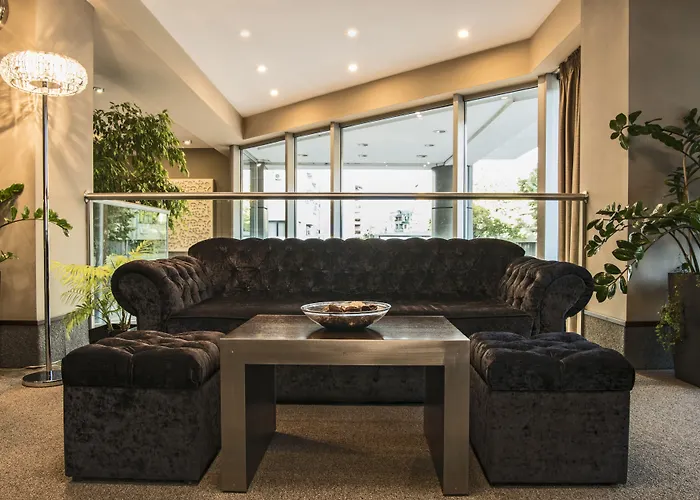 Queen's - Zebra Centre Ξενοδοχείο