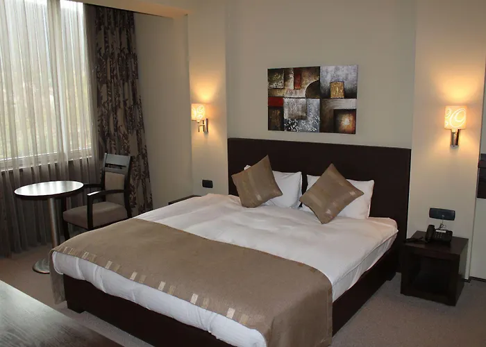 Ξενοδοχείο Queen's - Zebra Centre Σκόπια