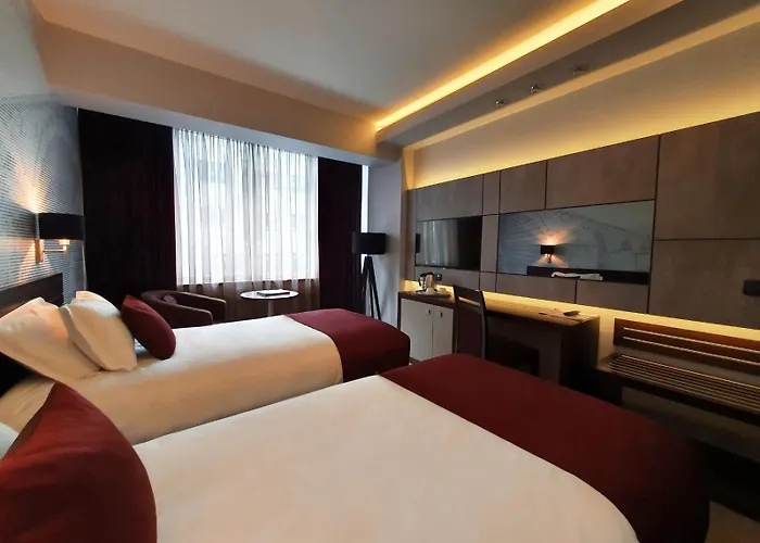 Hotel Queen's - Zebra Centre Skopje