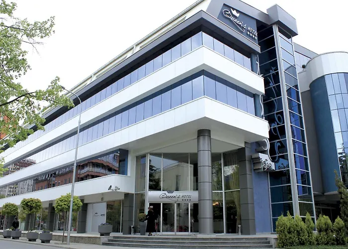 Queen's - Zebra Centre 4* Skopje